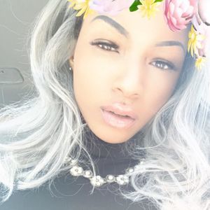 Meet your Posher, Clarissa